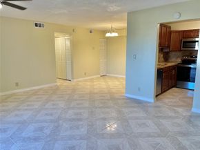 3013 N Oakland Forest Dr 108, Oakland Park FL 33309