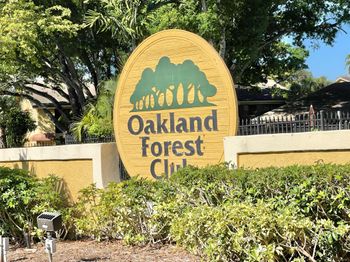 3013 N Oakland Forest Dr