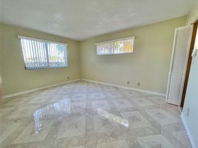 3013 N Oakland Forest Dr 108, Oakland Park FL 33309