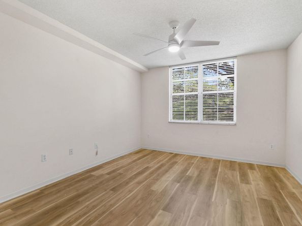 11790 Saint Andrews Place 107, Wellington FL 33414