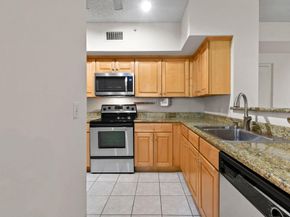11790 Saint Andrews Place 107, Wellington FL 33414