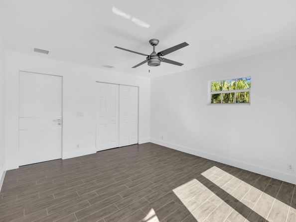 618 S Atlantic Drive, Lantana FL 33462