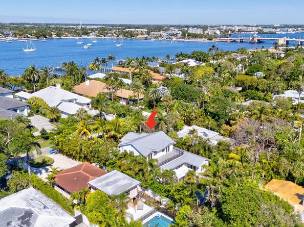 618 S Atlantic Drive, Lantana FL 33462