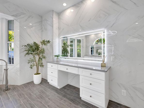 618 S Atlantic Drive, Lantana FL 33462
