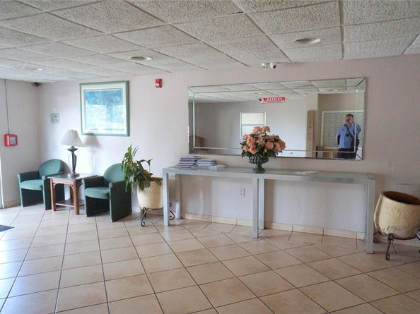 16465 NE 22nd Ave 314, North Miami Beach FL 33160