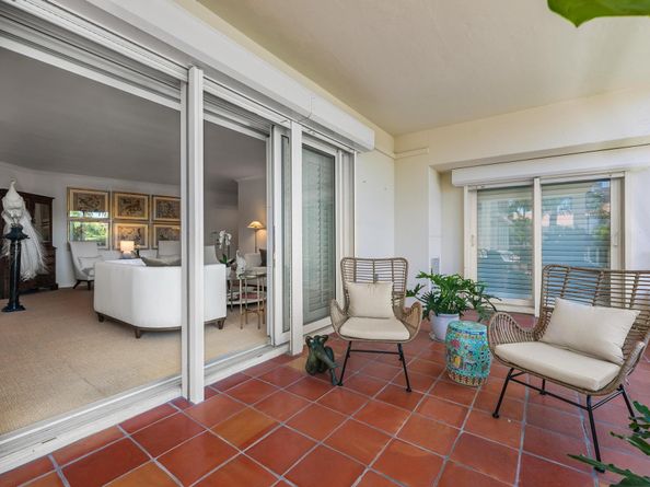 44 Cocoanut Row 124 B, Palm Beach FL 33480