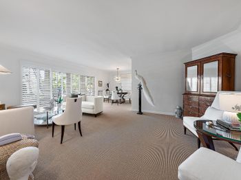 44 Cocoanut Row