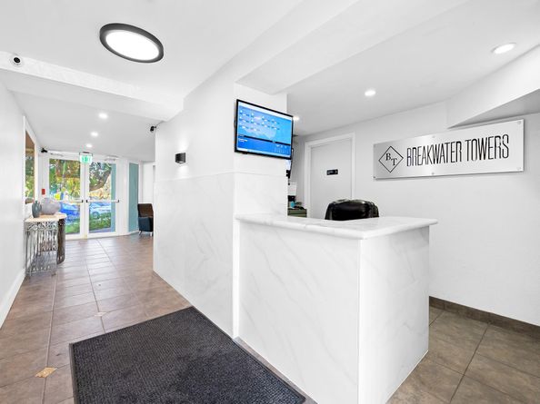 1900 S Ocean Dr 105, Fort Lauderdale FL 33316
