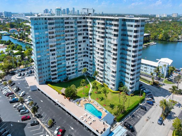 1900 S Ocean Dr 105, Fort Lauderdale FL 33316