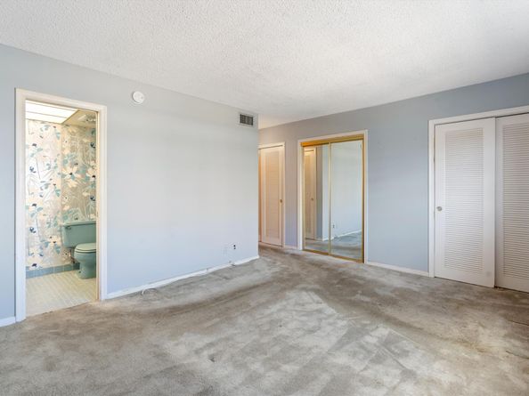 421 NE 14th Ave 302, Hallandale Beach FL 33009