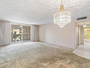 421 NE 14th Ave 302, Hallandale Beach FL 33009