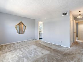 421 NE 14th Ave 302, Hallandale Beach FL 33009