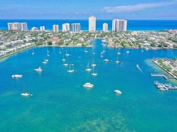 1248 Surf Road 5, Singer Island FL 33404