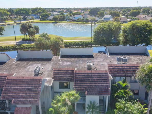 5785 Fairway Park Court 204, Boynton Beach FL 33437