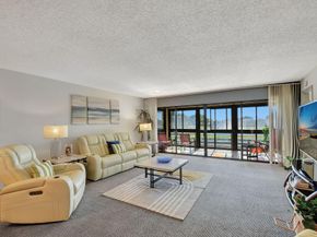 5785 Fairway Park Court 204, Boynton Beach FL 33437