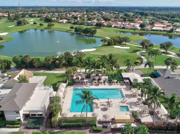 5785 Fairway Park Court 204, Boynton Beach FL 33437