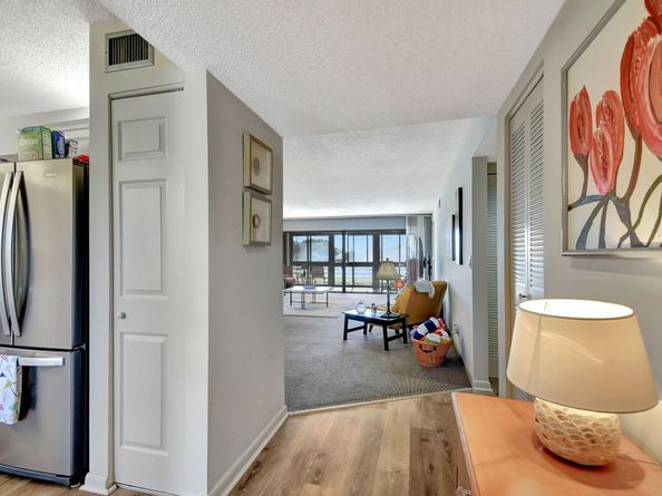 5785 Fairway Park Court 204, Boynton Beach FL 33437