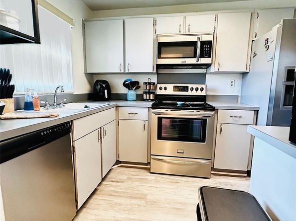 8988 Palm Tree Ln 8988, Hollywood FL 33024