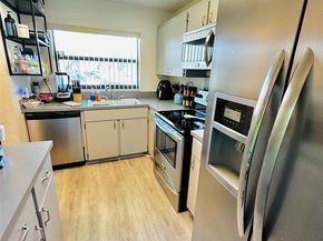 8988 Palm Tree Ln 8988, Hollywood FL 33024