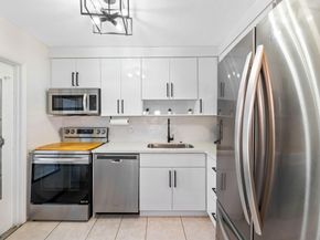 400 SE 10th St 317, Deerfield Beach FL 33441