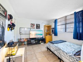 400 SE 10th St 317, Deerfield Beach FL 33441