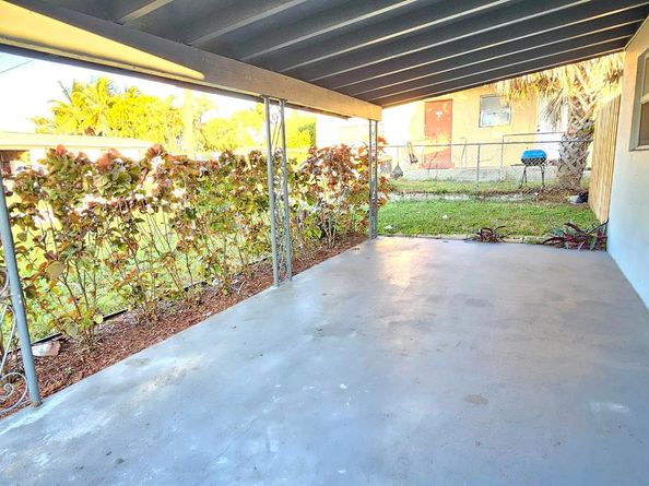 1615 W 31st Street, Riviera Beach FL 33404