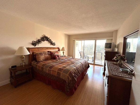 3951 Via Poinciana 412, Lake Worth FL 33467