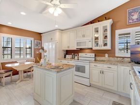 8240 Waterline Drive, Boynton Beach FL 33472