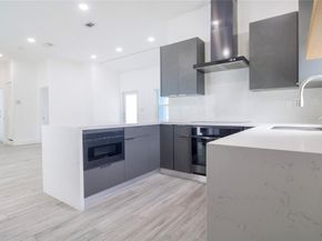 245 SW 20th St, Fort Lauderdale FL 33315