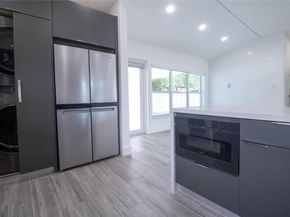 245 SW 20th St, Fort Lauderdale FL 33315