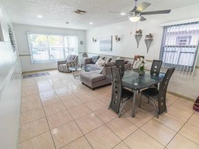 513 El Vedado, West Palm Beach FL 33405