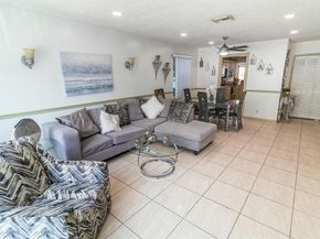 513 El Vedado, West Palm Beach FL 33405