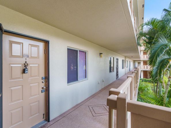 6515 Kensington Lane 201, Delray Beach FL 33446