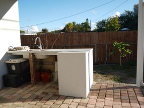 303 NW 28 Way, Fort Lauderdale FL 33311