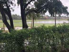 2811 Village Boulevard 202, West Palm Beach FL 33409