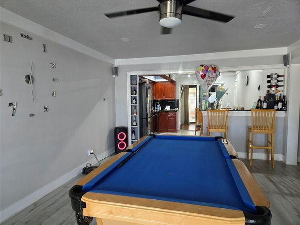 130 SE 10th St, Deerfield Beach FL 33441