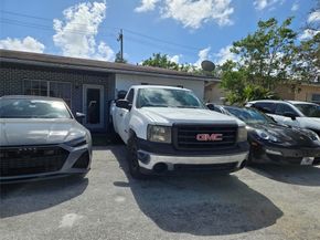 130 SE 10th St, Deerfield Beach FL 33441