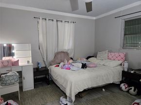 130 SE 10th St, Deerfield Beach FL 33441