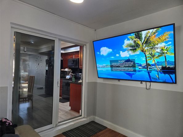 130 SE 10th St, Deerfield Beach FL 33441