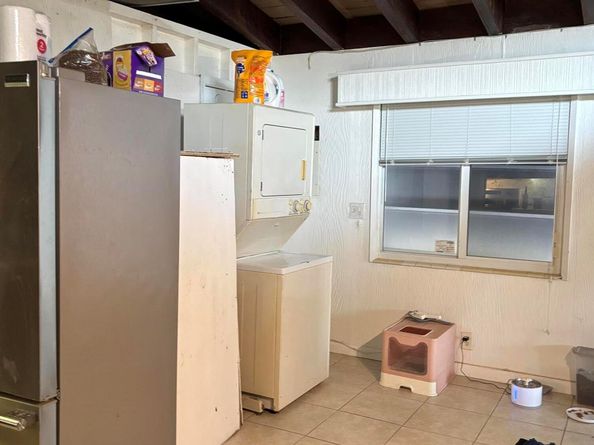 1025-1027 NE 16 Terrace, Fort Lauderdale FL 33304