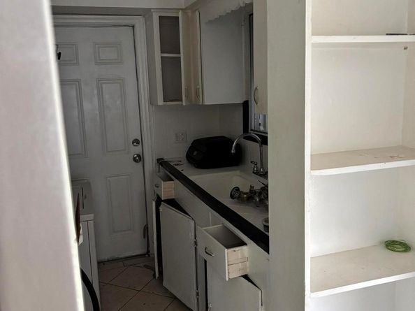 1025-1027 NE 16 Terrace, Fort Lauderdale FL 33304