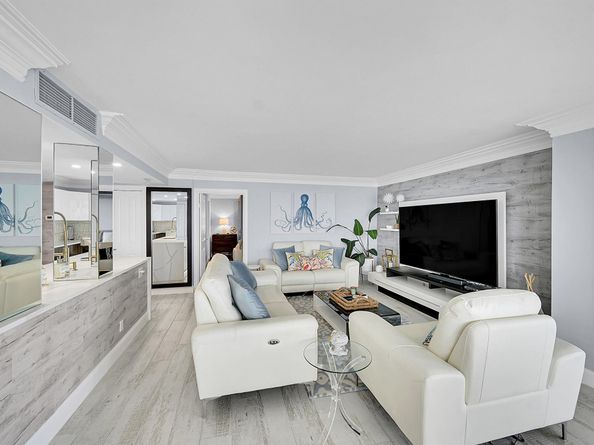 5460 N Ocean Drive 4a, Singer Island FL 33404