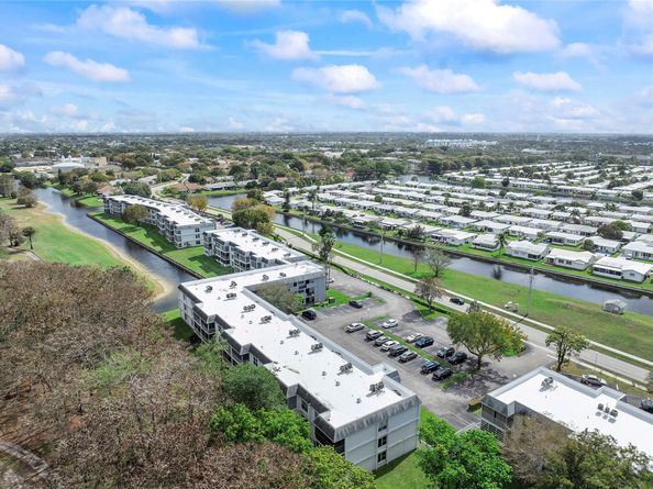 8205 NW 61st St B305, Tamarac FL 33321