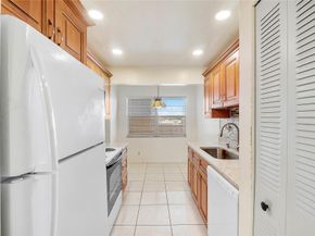 8205 NW 61st St B305, Tamarac FL 33321