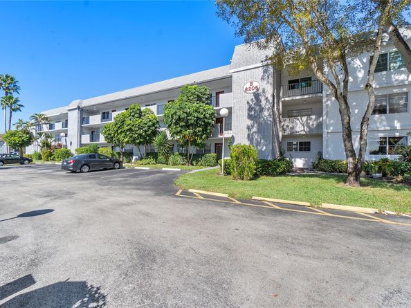 8205 NW 61st St B305, Tamarac FL 33321