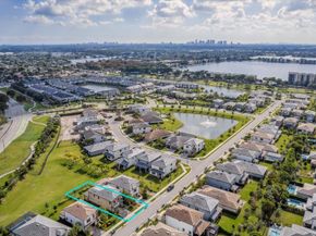 4628 Pinehurst Trl E, Oakland Park FL 33309