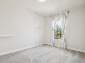 4628 Pinehurst Trl E, Oakland Park FL 33309