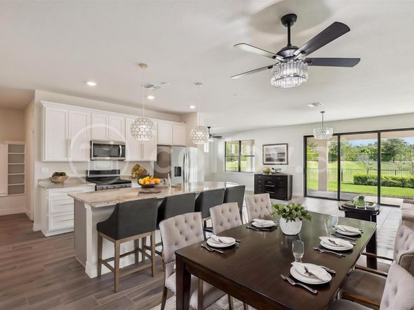 4628 Pinehurst Trl E, Oakland Park FL 33309