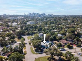 832 NE 16th Pl, Fort Lauderdale FL 33305