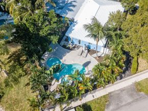 832 NE 16th Pl, Fort Lauderdale FL 33305